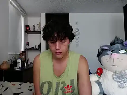 Snapshot of Santiago_kiler chatting on 01/20/25, 07:57 Santiago kiler online show from 01/20/25, 07:57