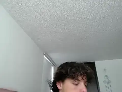 Snapshot of Santiago_kiler chatting on 01/28/25, 04:08 Santiago kiler online show from 01/28/25, 04:08