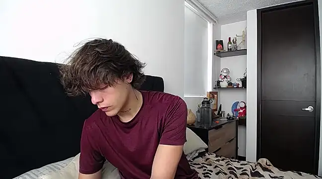 Snapshot of Santiago_kiler chatting on 03/03/25, 05:50 Santiago kiler online show from 03/03/25, 05:50