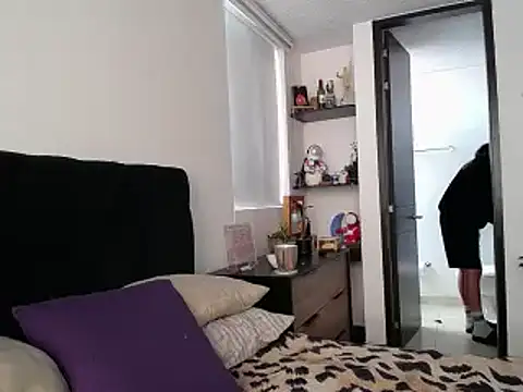 Snapshot of Santiago_kiler chatting on 03/19/25, 01:40 Santiago kiler online show from 03/19/25, 01:40