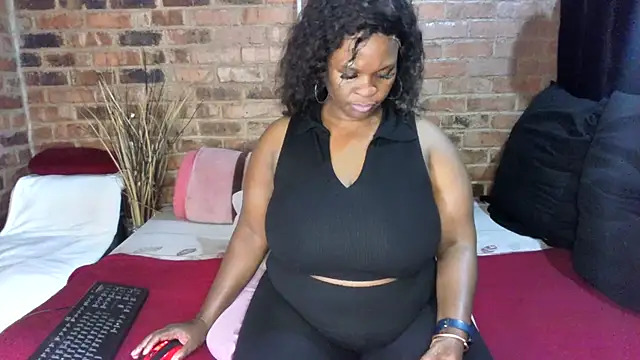 DIRTIENASTY online show from 10/28/25, 05:33