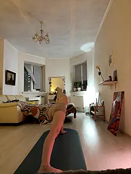 Snapshot of LeyaJohnson chatting on 01/09/26, 02:31 LeyaJohnson online show from 01/09/26, 02:31