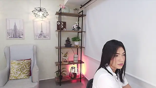 Snapshot of Sassy--Girl chatting on 06/02/26, 06:54 Sassy--Girl online show from 06/02/26, 06:54