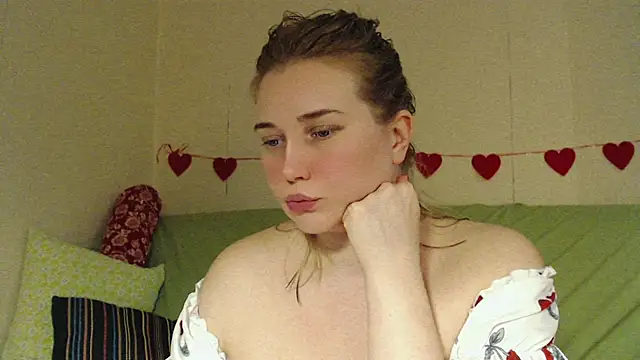 mmmPinUpGirl online show from 02/28/26, 05:47