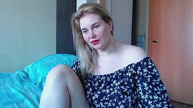 mmmPinUpGirl online show from 06/30/26, 08:15