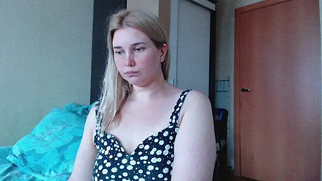 mmmPinUpGirl online show from 07/04/26, 03:07