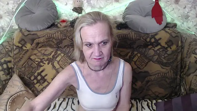 MissBekker online show from 01/20/25, 04:10