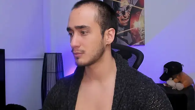 Snapshot of AlexRivera6 chatting on 12/08/24, 10:47 AlexRivera6 online show from 12/08/24, 10:47