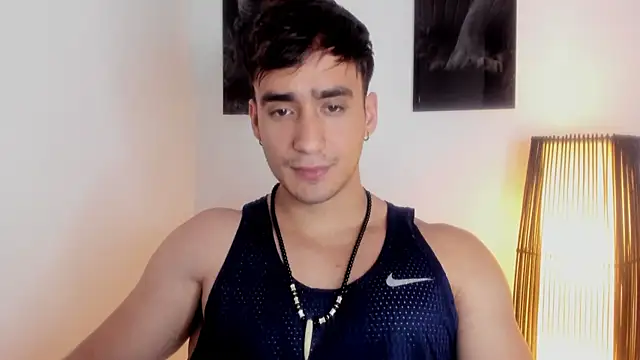 Snapshot of AlexRivera6 chatting on 10/09/25, 12:47 AlexRivera6 online show from 10/09/25, 12:47