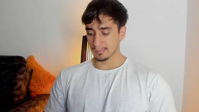 Snapshot of AlexRivera6 chatting on 10/30/25, 06:30 AlexRivera6 online show from 10/30/25, 06:30