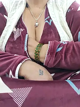 Snapshot of Kavya_XX chatting on 01/01/25, 09:39 Kavya XX online show from 01/01/25, 09:39