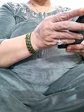 Snapshot of Kavya_XX chatting on 02/09/25, 06:54 Kavya XX online show from 02/09/25, 06:54