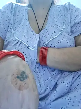 Snapshot of Kavya_XX chatting on 10/18/25, 01:08 Kavya XX online show from 10/18/25, 01:08