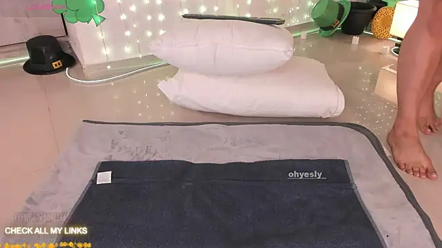 ohyesly  online show from 03/02/26, 10:11