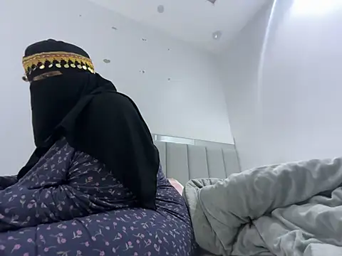 Submissive Arab online show from 02/09/25, 11:15