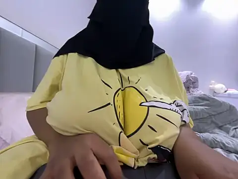 Submissive Arab online show from 02/22/25, 10:42