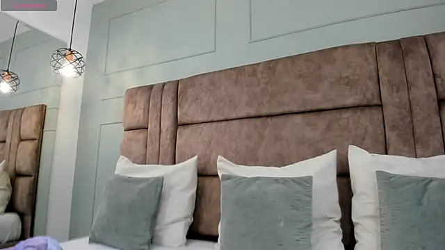 Snapshot of princesaparis chatting on 02/21/25, 11:33 princesaparis online show from 02/21/25, 11:33