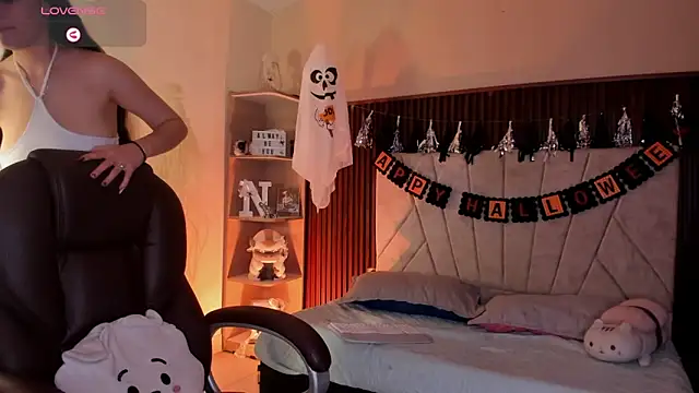  Niah  online show from 11/03/25, 08:10