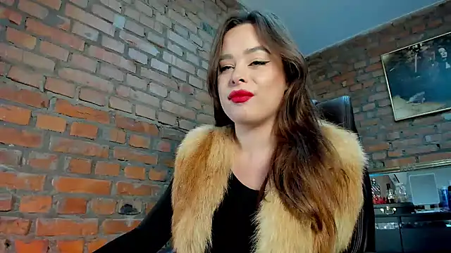 MistressMilana online show from 05/31/26, 12:45