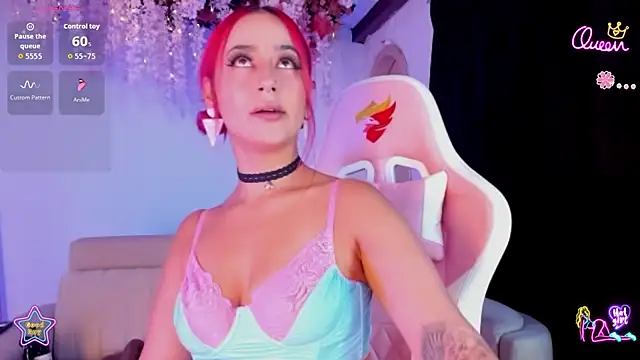 Snapshot of Mia-Bloom chatting on 07/10/26, 03:55 Mia-Bloom online show from 07/10/26, 03:55