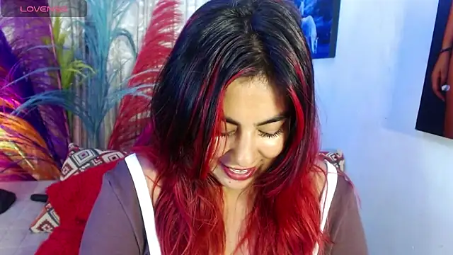 gatuwildhott online show from 04/25/26, 07:00