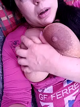 Snapshot of LeilaSaint chatting on 12/09/24, 05:18 LeilaSaint online show from 12/09/24, 05:18