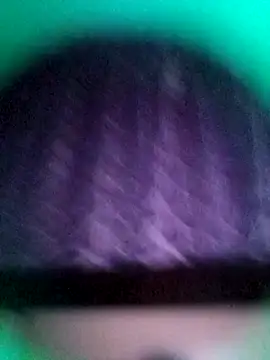 Snapshot of LeilaSaint chatting on 09/24/25, 04:43 LeilaSaint online show from 09/24/25, 04:43