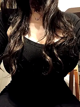 eva750 online show from 12/16/25, 04:23