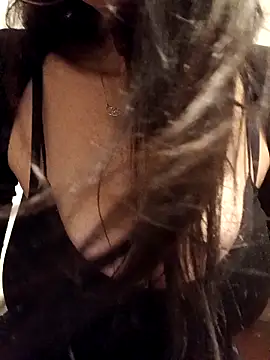 eva750 online show from 12/17/25, 03:40