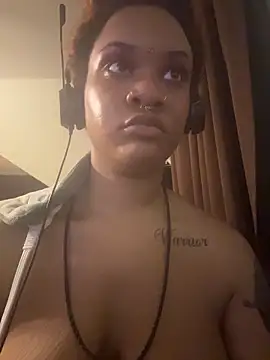 nickytheehawtie online show from 02/20/26, 04:53