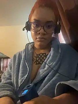 nickytheehawtie online show from 04/02/26, 04:15