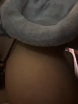 nickytheehawtie online show from 04/13/26, 02:44