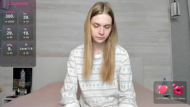 Snapshot of molly_hunt_ chatting on 01/29/25, 03:44 molly hunt  online show from 01/29/25, 03:44