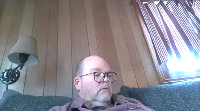 mrwizard4570 online show from 12/12/24, 06:53