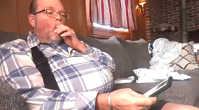 mrwizard4570 online show from 12/23/24, 07:41