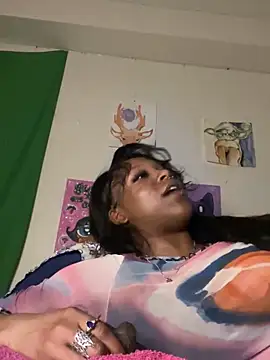 Snapshot of Kayyummy98 chatting on 02/22/25, 12:08 Kayyummy98 online show from 02/22/25, 12:08