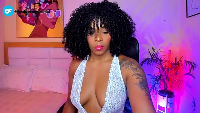 Snapshot of AitanaBrown_ chatting on 05/25/26, 09:10 AitanaBrown online show from 05/25/26, 09:10