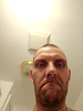 Snapshot of Bigcock666467 chatting on 09/30/25, 03:22 Bigcock666467 online show from 09/30/25, 03:22