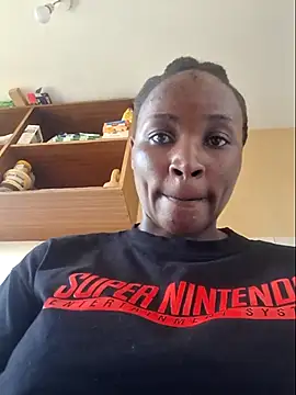 Samia Queen online show from 10/19/25, 01:12