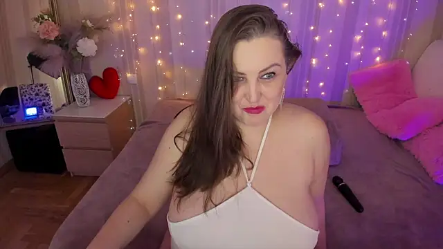 AdellaDulce online show from 03/07/25, 10:02