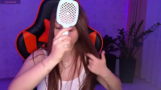 Elishka  online show from 10/20/25, 08:09