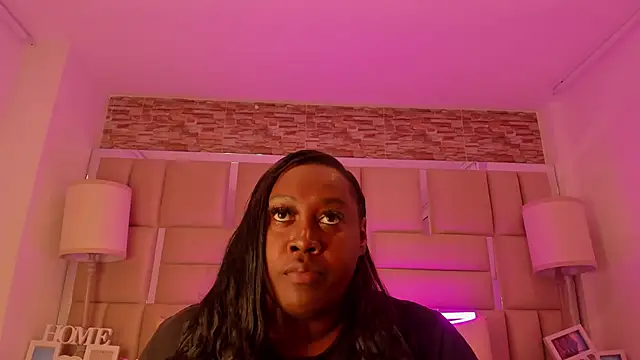 ShaniaBrownn online show from 02/23/26, 07:44