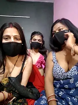 cutee  crazy online show from 03/11/26, 02:23