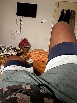 mkmony online show from 01/20/25, 09:56