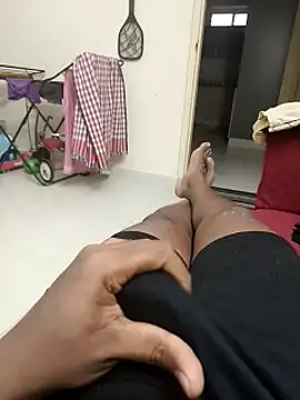 mkmony online show from 03/04/25, 10:02