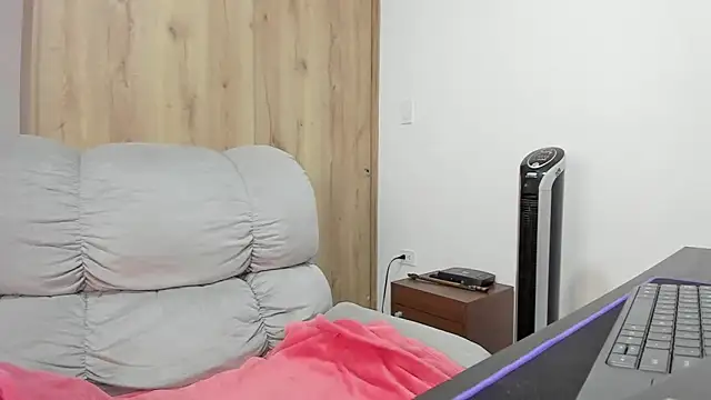 xspecialoomx online show from 03/20/26, 12:54