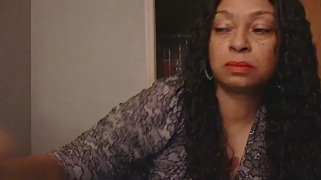 MSweetLindaParks online show from 11/06/25, 07:09