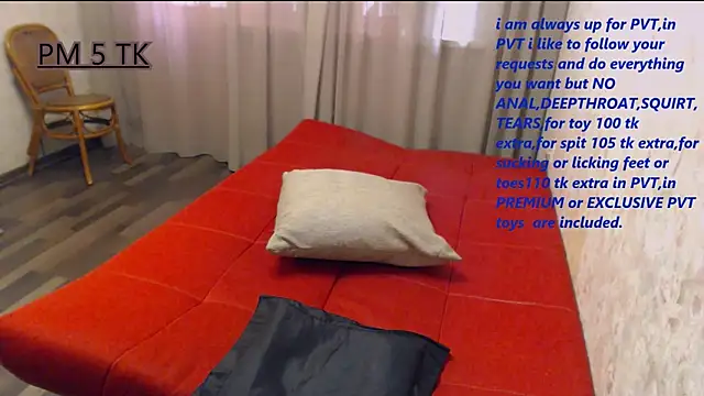 Snapshot of PublicSecret chatting on 10/19/25, 07:20 PublicSecret online show from 10/19/25, 07:20