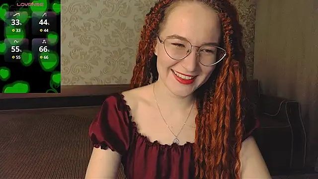 Snapshot of AgnesGraham chatting on 03/08/25, 09:51 AgnesGraham online show from 03/08/25, 09:51