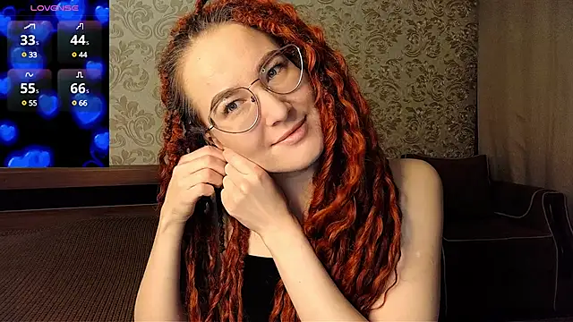 Snapshot of AgnesGraham chatting on 03/22/25, 10:48 AgnesGraham online show from 03/22/25, 10:48
